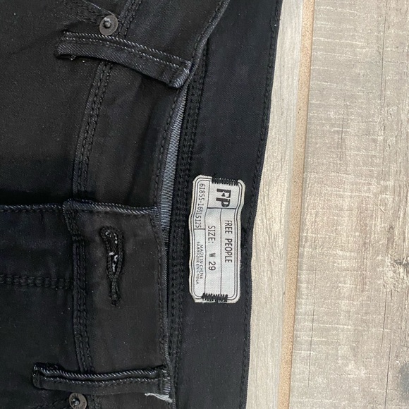 Free People Ankle Jeans - Picture 3 of 3